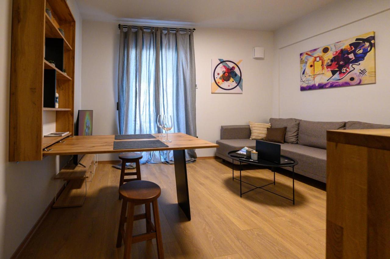 Appartement Plato 42 à Kalamata Extérieur photo
