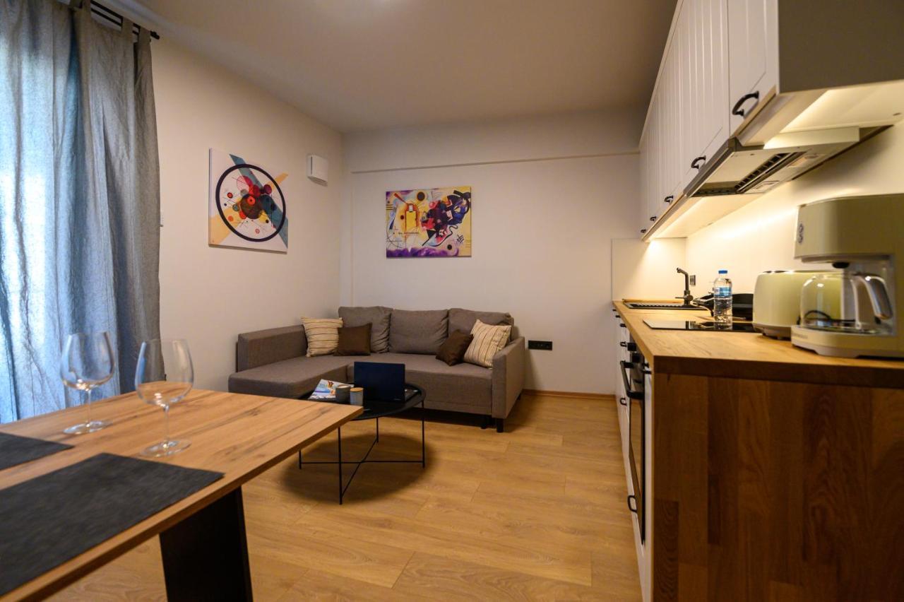 Appartement Plato 42 à Kalamata Extérieur photo