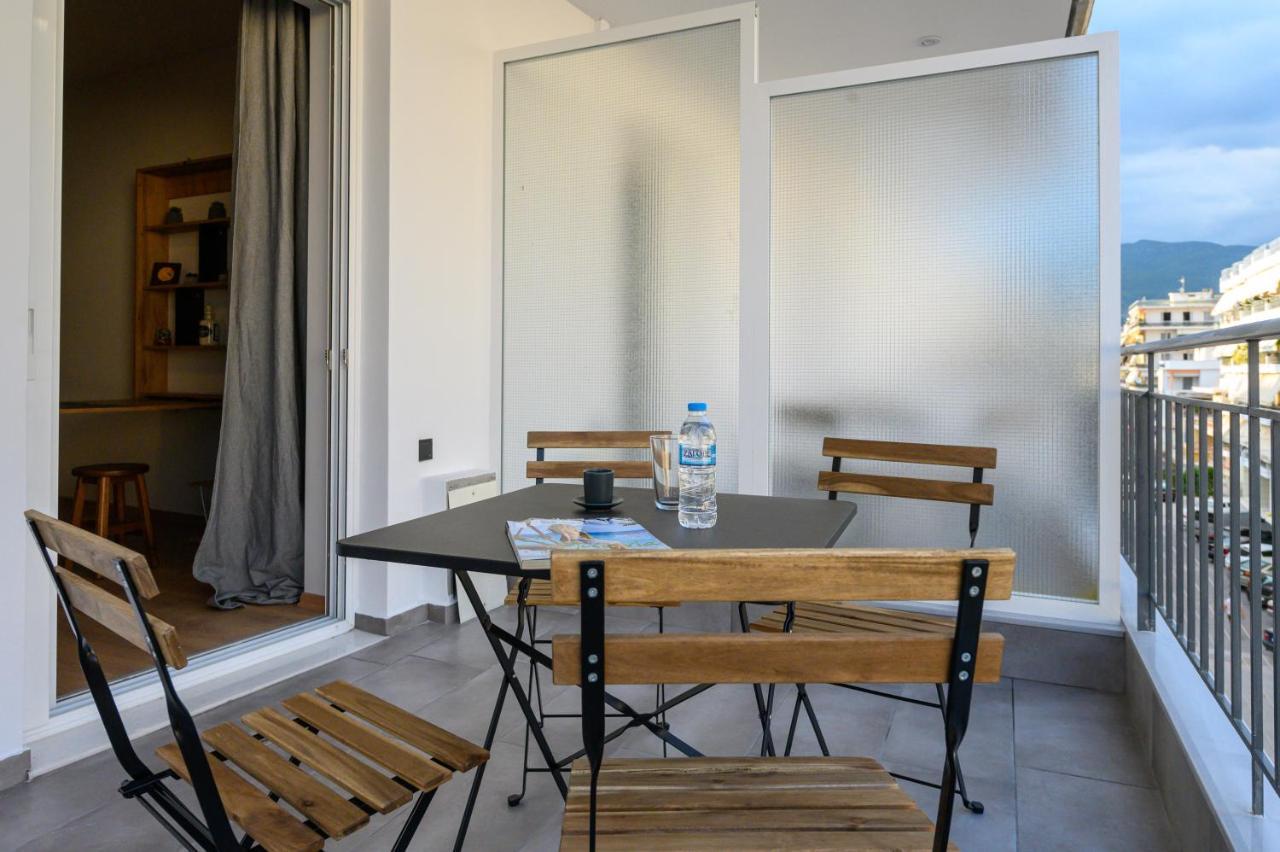 Appartement Plato 42 à Kalamata Extérieur photo